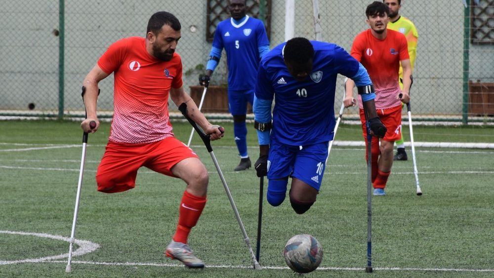 Fatih Karakuş, "Şampiyonluk için çok çalışıyoruz"